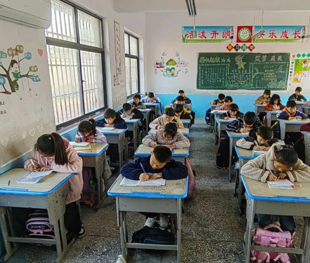 将教育定性为公共服务是对教育功能的精准定位更是对民生需求